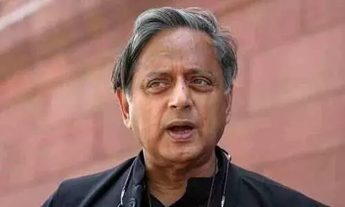 അറസ്റ്റിലാകുന്ന മന്ത്രിമാരെ പുറത്താക്കാൻ ബിൽ; പിന്തുണച്ച് ശശി തരൂർ; കോൺഗ്രസ് വീണ്ടും വെട്ടിൽ