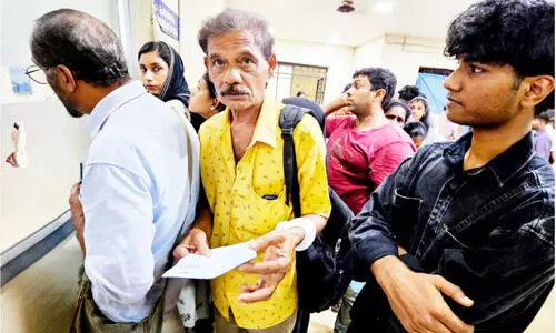 പു​റ​ത്തി​റ​ങ്ങി​യാ​ൽ ക​ടികിട്ടും