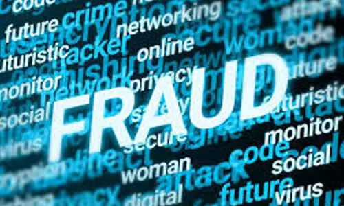 ജോ​ലി വാ​ഗ്ദാ​നം ചെ​യ്ത് ല​ക്ഷ​ങ്ങ​ള്‍ ത​ട്ടി; ര​ണ്ടു​പേ​ര്‍ക്കെ​തി​രെ കേ​സ്