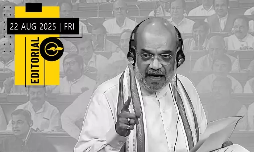 ഒരുങ്ങുന്നു ജനാധിപത്യഹത്യക്ക് പുതിയൊരായുധം ഒരുങ്ങുന്നു ജനാധിപത്യഹത്യക്ക് പുതിയൊരായുധം