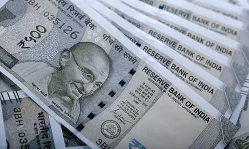 വീണ്ടും ട്രഷറി നിയന്ത്രണം; ബി​ൽ മാ​റ്റ​ത്തി​നു​ള്ള പ​രി​ധി 10 ല​ക്ഷ​മാ​യി കു​റ​ച്ചു