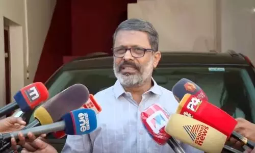 ‘വ്യാജൻ മാറി കോഴിയായി, കോൺ​ഗ്രസിന് നാണമുണ്ടെങ്കിൽ നടപടിയെടുക്കണം’; യുവനേതാവിനെതിരായ ആരോപണത്തിൽ സി.പി.എം പാലക്കാട് ജില്ലാ സെക്രട്ടറി