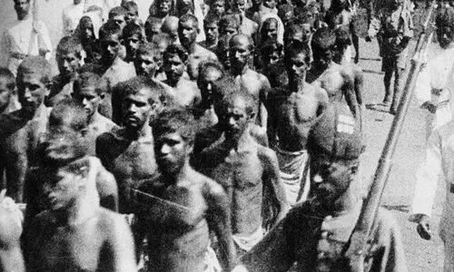 മ​ല​ബാ​ർ സ​മ​ര​ പോ​രാ​ളി​ക​ൾ​ക്ക് എ​വി​ടെ സ്മാ​ര​കം​?