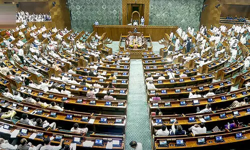 പ്രതിപക്ഷം പ്രതിഷേധങ്ങളാൽ അടയാളപ്പെടുത്തിയ   പാർലമെന്റിന്റെ മൺസൂൺ സമ്മേളനത്തിന് സമാപനം