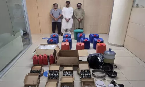 അബൂദബിയില്‍ വന്‍ മയക്കുമരുന്ന് വേട്ട; മൂന്ന്​ പേർ പിടിയിൽ