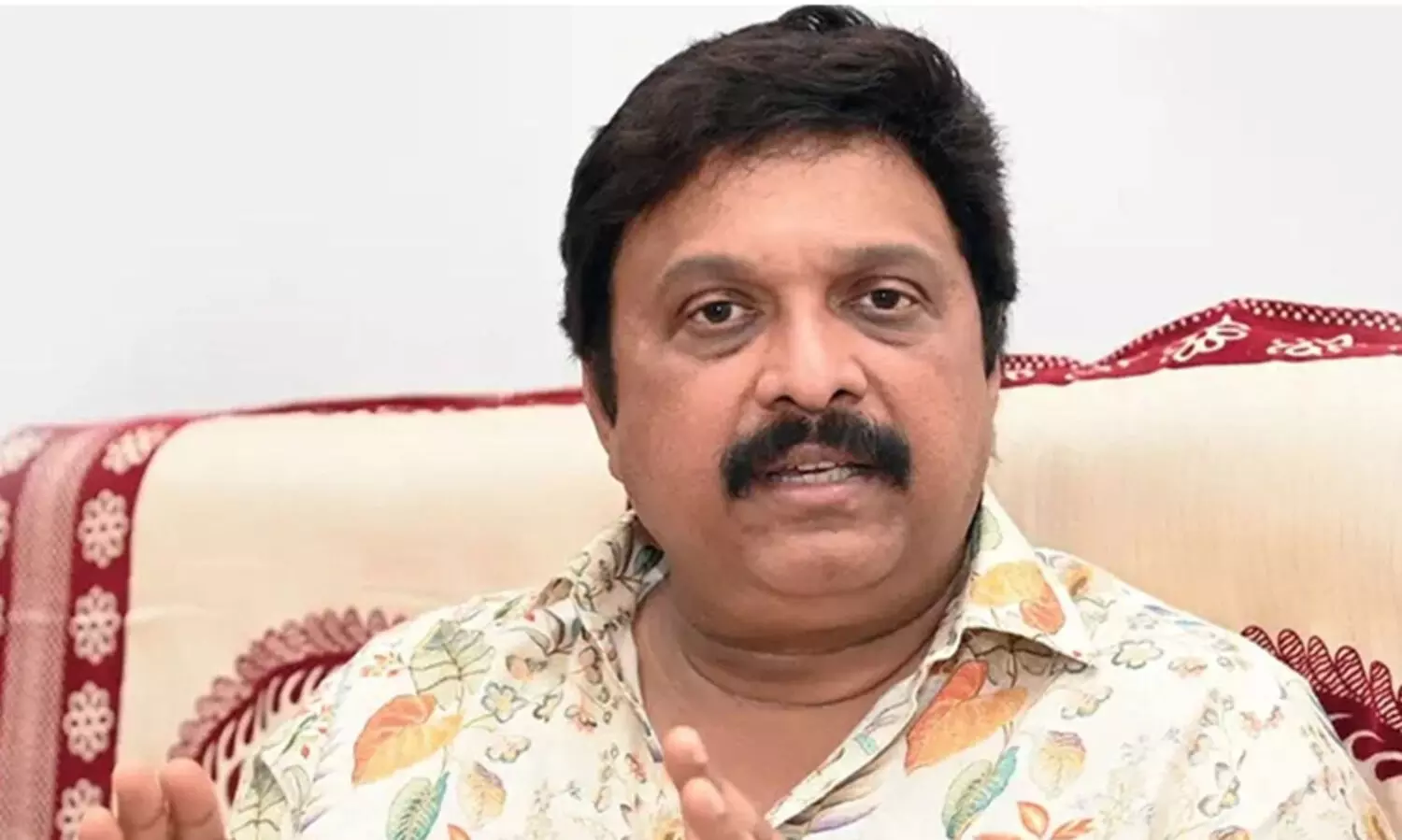 ഇലക്​ട്രിക്​ ബസുകളെ തള്ളിയും ഡീസൽ ബസുകളെ പിന്തുണച്ചും വീണ്ടും ഗതാഗത മന്ത്രി