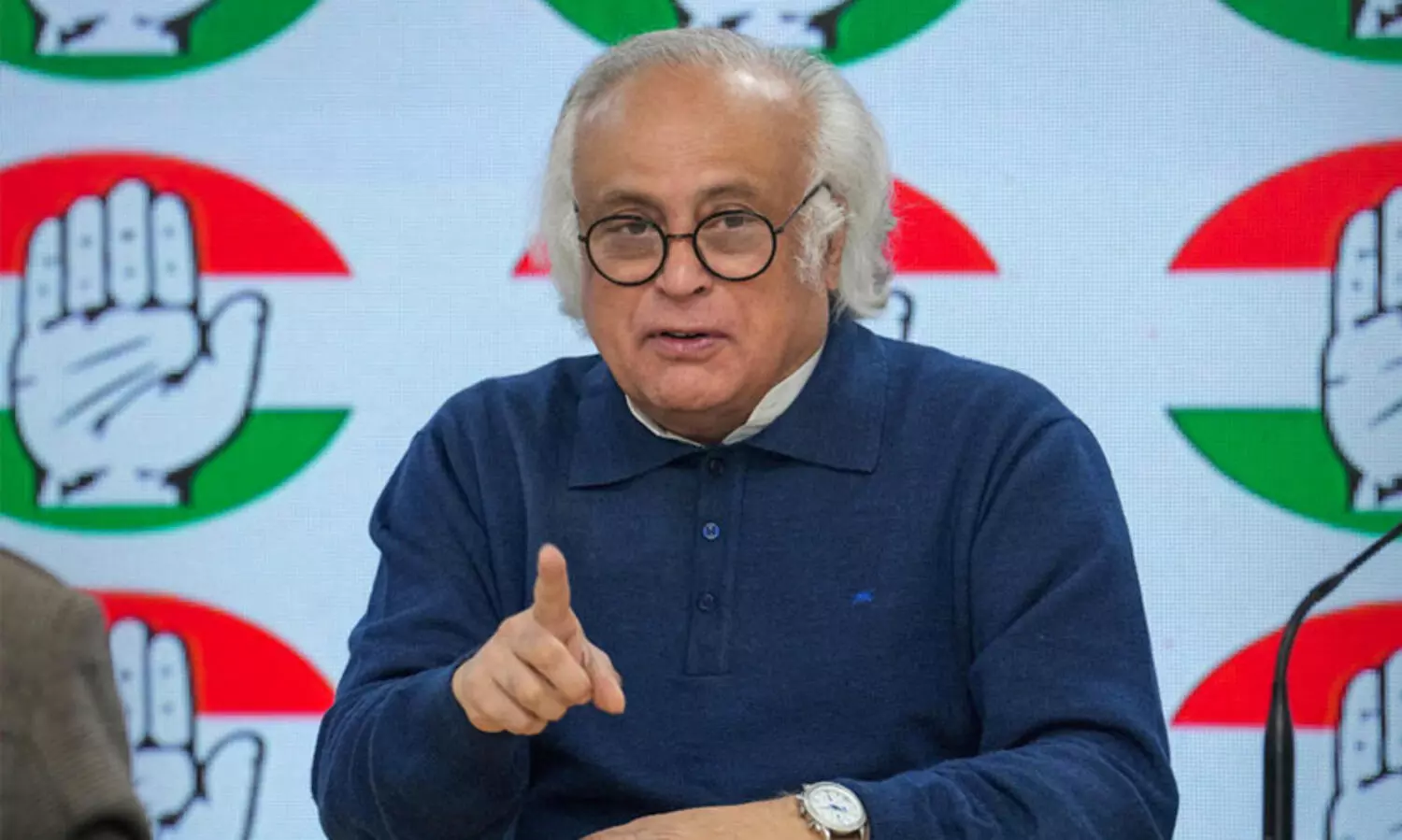 ഒഴിവാക്കപ്പെട്ട വോട്ടർമാരെ ഉൾപ്പെടുത്തൽ: സുപ്രീംകോടതി നിർദേശത്തിലൂടെ തെരഞ്ഞെടുപ്പ് കമീഷ​ൻ തുറന്നുകാട്ടപ്പെട്ടുവെന്ന് കോൺഗ്രസ്