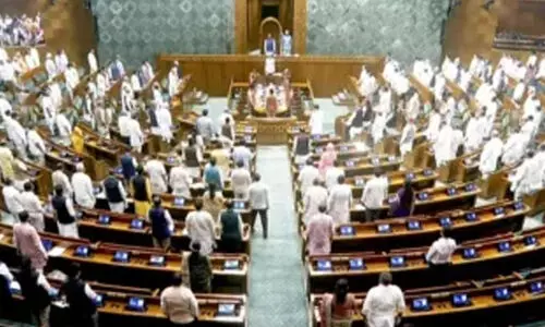 വർഷകാല സമ്മേളനത്തിന് പ്രതിഷേധത്തോടെ സമാപനം