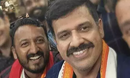 രാഹുലിന്റെ രാജിയിൽ പ്രതികരണവുമായി സന്ദീപ് വാര്യർ: ‘പോക്‌സോ കേസ് പ്രതി ഇപ്പോഴും ബി.ജെ.പി പാർലമെന്ററി ബോർഡംഗം, പാലക്കാട്ടെ ബി.ജെ.പി മാന്യന്മാരെ കണ്ടിട്ട് വാസവദത്ത പോലും ചമ്മിക്കാണും’