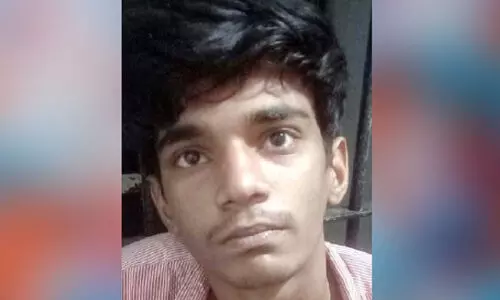 മാനസികാരോഗ്യകേന്ദ്രത്തിൽ ചികിത്സയിലുള്ള വിദ്യാർഥിക്ക് എം.ഡി.എം.എ എത്തിച്ചുകൊടുക്കാൻ ശ്രമം; 18 കാരൻ പിടിയിൽ മാനസികാരോഗ്യകേന്ദ്രത്തിൽ ചികിത്സയിലുള്ള വിദ്യാർഥിക്ക് എം.ഡി.എം.എ എത്തിച്ചുകൊടുക്കാൻ ശ്രമം; 18 കാരൻ പിടിയിൽ