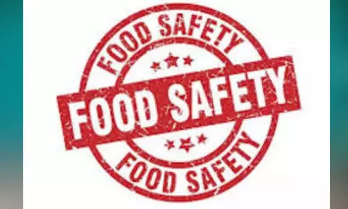 പ​ഴ​കി​യ ഭ​ക്ഷ്യോ​ൽ​പ​ന്ന​ങ്ങ​ൾ വി​ൽ​പ​ന ന​ട​ത്തി​യ സ്ഥാ​പ​നം അ​ട​ച്ചു​പൂ​ട്ടി