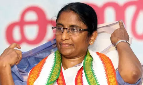 ‘യുവനടിക്കെതിരായ പരാമർശം പിൻവലിക്കണം’; വി.കെ. ശ്രീകണ്ഠനെ തള്ളി ഷാനിമോൾ ഉസ്മാൻ