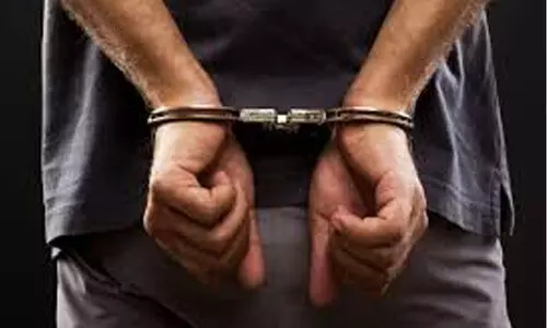 രണ്ട്​ പിടികിട്ടാപ്പുള്ളികളെ നാടുകടത്തി യു.എ.ഇ