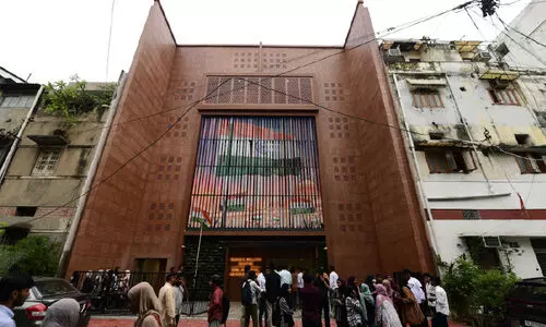 സ്വ​ത്വ​ബോ​ധ​ത്തി​ന്റെ ആ​സ്ഥാ​ന മ​ന്ദി​രം