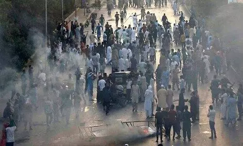 ഇ​മ്രാ​ൻ ഖാ​ന്റെ അ​ന​ന്ത​ര​വ​ൻ അ​റ​സ്റ്റി​ൽ