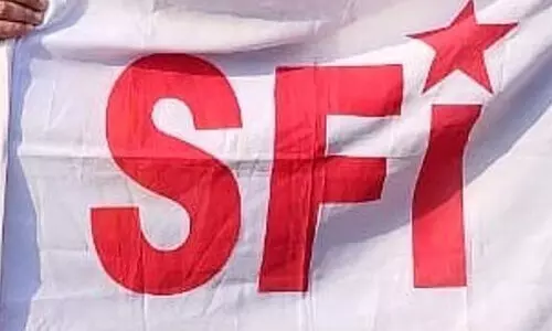 എം.ടെക് പാസാകാത്ത എസ്.എഫ്.ഐ നേതാവിന്‍റെ പിഎച്ച്.ഡി പ്രവേശനത്തിനെതിരെ പരാതി