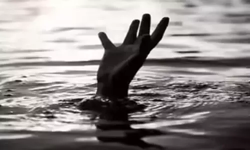 ഹാര്‍ബറില്‍ മത്സ്യബന്ധന ബോട്ടില്‍നിന്ന് കാല്‍ വഴുതി കായലിലേക്ക് വീണ യുവാവ് മരിച്ചു