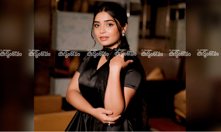 ‘മനസ്സിലുള്ളത് ആക്ഷൻ, റിയൽ ലൈഫ് കാരക്ടറുകൾ’; സിനിമാ-ജീവിത വിശേഷങ്ങളുമായി നടി ഗൗരി കിഷൻ
