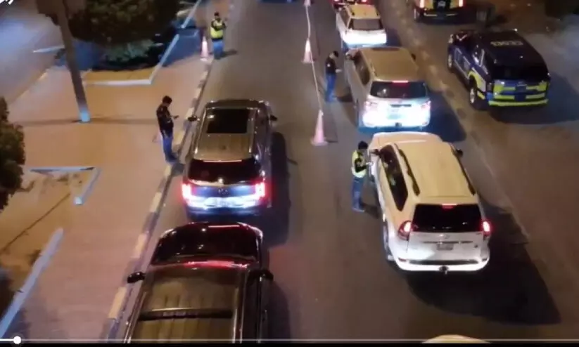 ഗ​താ​ഗ​ത നി​യ​മ​ലം​ഘ​നം; ഒ​രാ​ഴ്ച​ക്കി​ടെ 3239 ഗ​താ​ഗ​ത കേ​സു​ക​ൾ റി​പ്പോ​ർ​ട്ടു ചെ​യ്തു