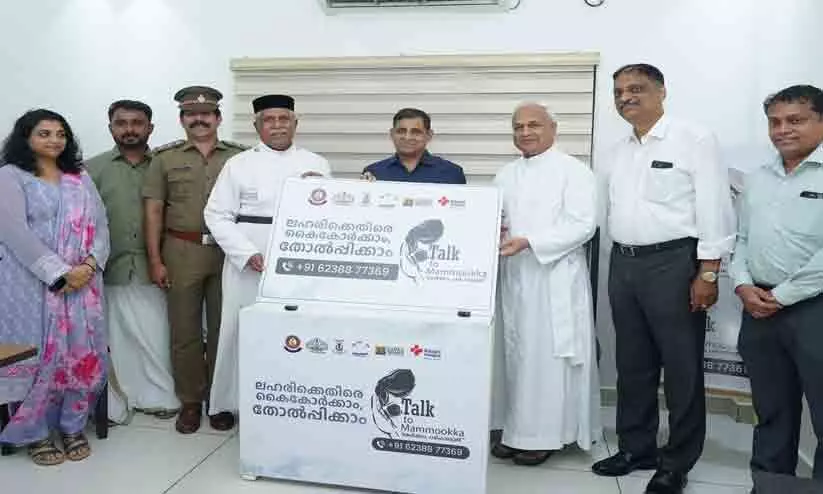 ഞങ്ങളാണ് താങ്കളോട് നന്ദി പറയേണ്ടത്...-  മമ്മൂട്ടിയോട് ഡി.ജി.പി; ആഭ്യന്തര വകുപ്പിന്റെ പിന്തുണയുമായി ടോക് ടു മമ്മൂക്ക പുതിയ ഘട്ടത്തിലേക്ക്