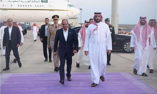 സൗ​ദി കി​രീ​ട​ാവ​കാ​ശി​യും ഈ​ജി​പ്ത് പ്ര​സി​ഡ​ന്റും കൂ​ടി​ക്കാ​ഴ്ച ന​ട​ത്തി