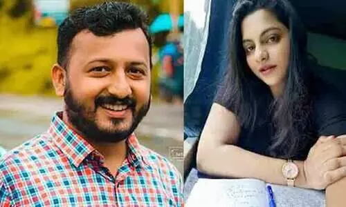 Tara Tojo Alex, Rahul mankoottathil