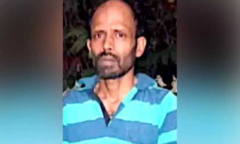 policeman stabbed policeman stabbed