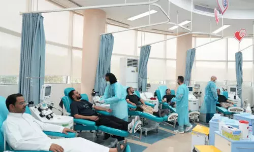 ക്രൗ​ൺ പ്രി​ൻ​സ്​ വാ​ർ​ഷി​ക ര​ക്ത​ദാ​ന കാ​മ്പ​യി​ൻ; ആ​രോ​ഗ്യ കേ​ന്ദ്ര​ങ്ങ​ളി​ൽ ര​ക്തം ദാ​നം ചെ​യ്യു​ന്ന​തി​നാ​യി ജ​ന​ങ്ങ​ളു​ടെ ഒ​ഴു​ക്ക്​