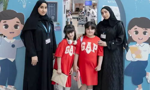 ‘ബാ​ക്ക്​ ടു ​സ്കൂ​ൾ’; വി​ദ്യാ​ർ​ഥി​ക​ൾ​ക്ക്​ ഷാ​ർ​ജ വി​മാ​ന​ത്താ​വ​ള​ത്തി​ൽ സ്വീ​ക​ര​ണം