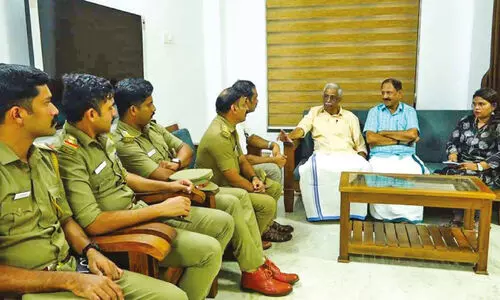 സംസ്ഥാനത്താദ്യമായി ദേശീയപാതയിൽ റോഡ് സുരക്ഷ പരിശോധന പൊന്നാനിയിൽ സംസ്ഥാനത്താദ്യമായി ദേശീയപാതയിൽ റോഡ് സുരക്ഷ പരിശോധന പൊന്നാനിയിൽ