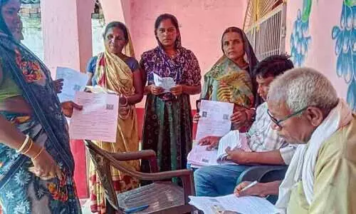 ബിഹാറിൽ 98.2 ശതമാനം പേരും രേഖകൾ സമർപ്പിച്ചെന്ന് കേന്ദ്ര തെരഞ്ഞെടുപ്പ് കമീഷൻ ബിഹാറിൽ 98.2 ശതമാനം പേരും രേഖകൾ സമർപ്പിച്ചെന്ന് കേന്ദ്ര തെരഞ്ഞെടുപ്പ് കമീഷൻ