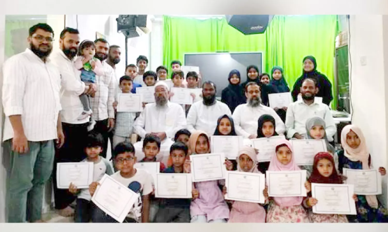 അ​ൽ​മ​നാ​ർ ‘സ​മ്മ​ർ ഡേ​യ്സ്’ വെ​ക്കേ​ഷ​ൻ മ​ദ്റ​സ