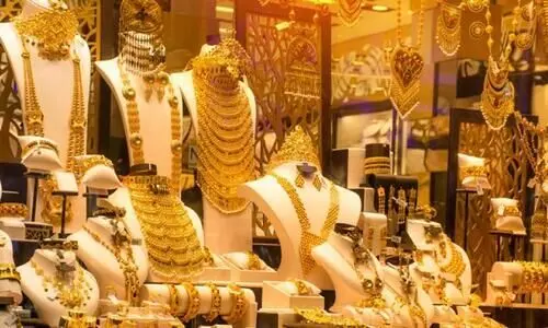 വി​ശ​ദ​ വി​വ​ര​ങ്ങ​ളി​ല്ലാ​ത്ത ആ​ഭ​ര​ണ​ങ്ങ​ളു​ടെ പ​ര​സ്യ​ങ്ങ​ൾ​ക്ക് ​നി​രോ​ധ​നമേ​ർ​പ്പെ​ടു​ത്തി വാ​ണി​ജ്യ മ​ന്ത്രാ​ല​യം