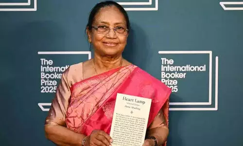 ദ​സ​റ ഉ​ദ്​​ഘാ​ട​നം ചെയ്യുന്ന ആ​ദ്യ മു​സ്​​ലിം വ​നി​ത​യാ​വാ​ൻ ബാ​നു മു​ഷ്താ​ഖ്​