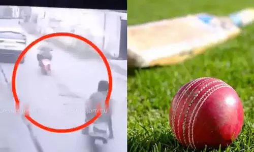 കശ്മീരിലെ ക്രിക്കറ്ററുടെ മരണം;  റോഡ് അപകടത്തി​ന്റെ സിസി ടി.വി ദൃശ്യം ഞെട്ടിക്കുന്നത്
