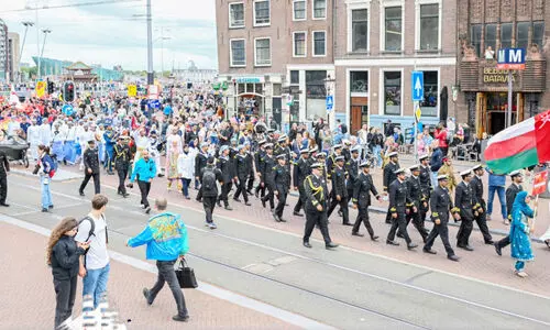 ആം​സ്റ്റ​ർ​ഡാം സെ​യി​ലി​ങ് ഫെ​സ്റ്റി​വ​ലി​ൽ മി​ന്നി​ത്തി​ള​ങ്ങി ശ​ബാ​ബ് ഒ​മാ​ൻ-​ര​ണ്ട്