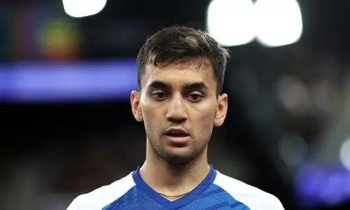 ബാ​ഡ്മി​ന്റ​ൺ ലോ​ക ചാ​മ്പ്യ​ൻ​ഷി​പ്: ല​ക്ഷ്യ സെ​ൻ ആ​ദ്യ റൗ​ണ്ടി​ൽ പു​റ​ത്ത്