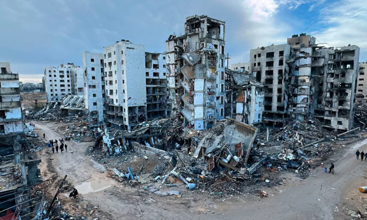 ഖാ​ൻ യൂ​നു​സ് മെ​ഡി​ക്ക​ൽ കോം​പ്ല​ക്‌​സി​ൽ ആ​ക്ര​മ​ണം; ഇ​സ്രാ​യേ​ൽ അ​ധി​നി​വേ​ശ സേ​ന​യു​ടെ കു​റ്റ​കൃ​ത്യ​ങ്ങ​ളു​ടെ തു​ട​ർ​ച്ച