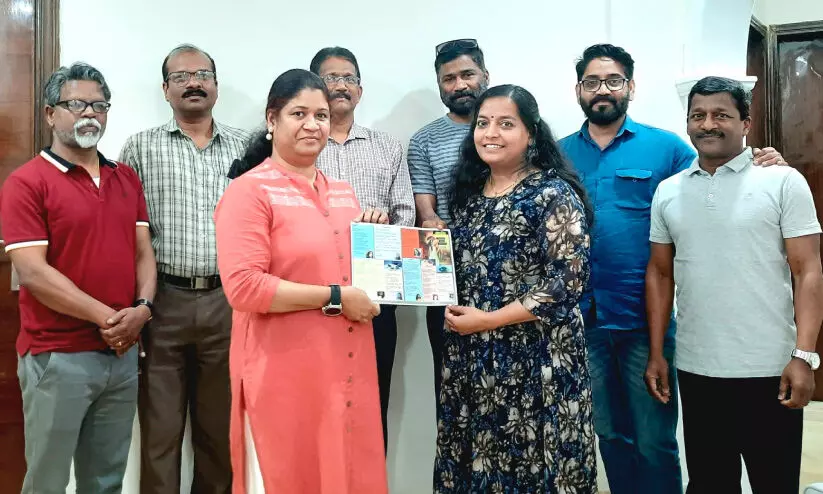 പ്രതിഭ കുവൈത്ത് പ്രതിമാസ യോഗവും മാഗസിൻ പ്രകാശനവും പ്രതിഭ കുവൈത്ത് പ്രതിമാസ യോഗവും മാഗസിൻ പ്രകാശനവും