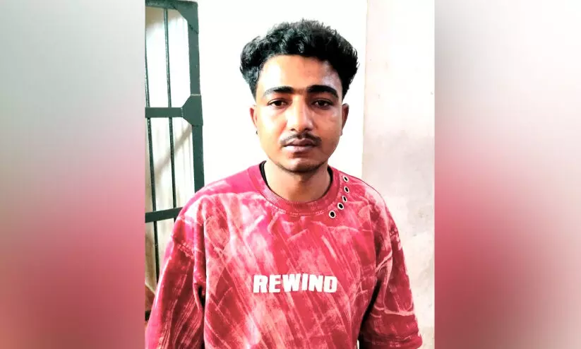 കത്തിക്കുത്ത്: അസം സ്വദേശി പിടിയില് കത്തിക്കുത്ത്: അസം സ്വദേശി പിടിയില്