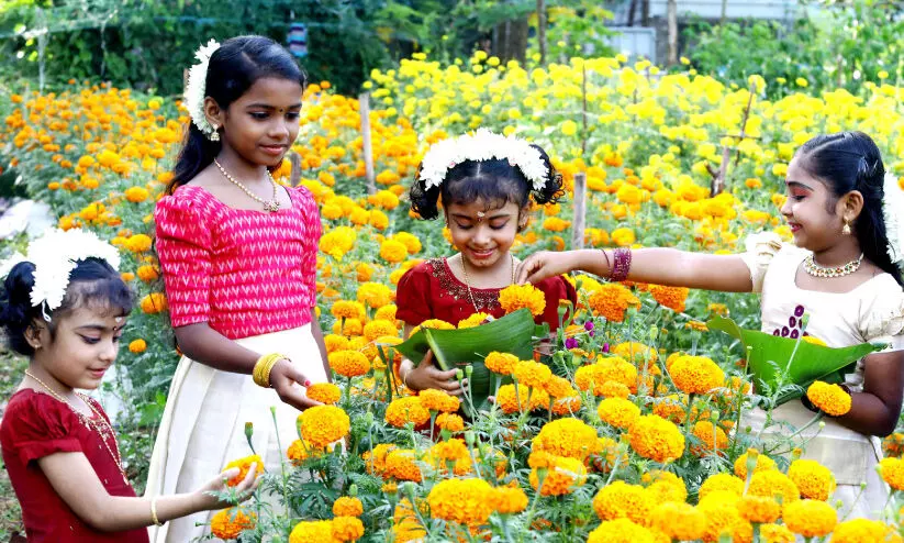 അത്തമെത്തി; ഇനി പൊന്നോണത്തിന്​ പത്തുനാൾ