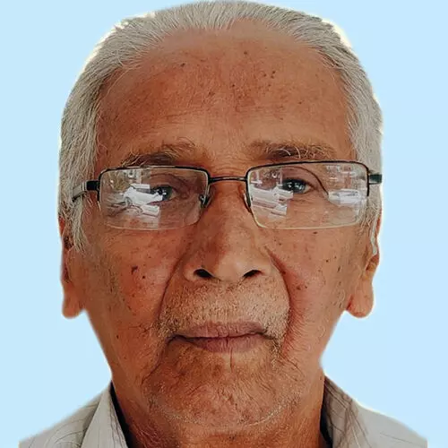 അ​ബ്ദു​റ​ഹ്മാ​ൻ മു​ന​ഫ​ർ ത​ങ്ങ​ൾ