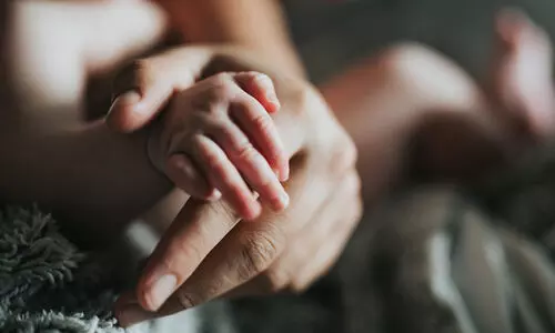 ടെറസിൽനിന്ന് വീണ് ചികിത്സയിലായിരുന്ന ഒന്നര വയസ്സുകാരൻ മരിച്ചു