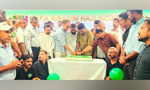 ലീ​ഗ് ദേ​ശീ​യ ആ​സ്ഥാ​നം; ഉ​ദ്ഘാ​ട​നം ആ​ഘോ​ഷി​ച്ച്​ കെ.​എം.​സി.​സി