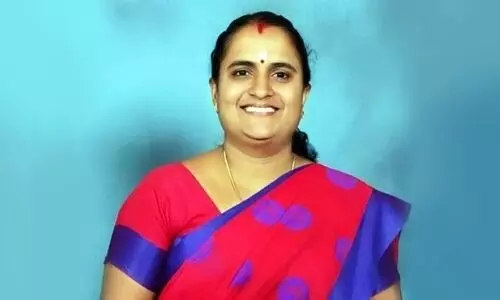 ആര്യനാട്ട് പഞ്ചായത്തംഗം ആസിഡ് കുടിച്ച് ജീവനൊടുക്കി; സാമ്പത്തിക ബാധ്യത കാരണമെന്ന് സൂചന ആര്യനാട്ട് പഞ്ചായത്തംഗം ആസിഡ് കുടിച്ച് ജീവനൊടുക്കി; സാമ്പത്തിക ബാധ്യത കാരണമെന്ന് സൂചന