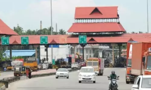 Paliyekkara Toll