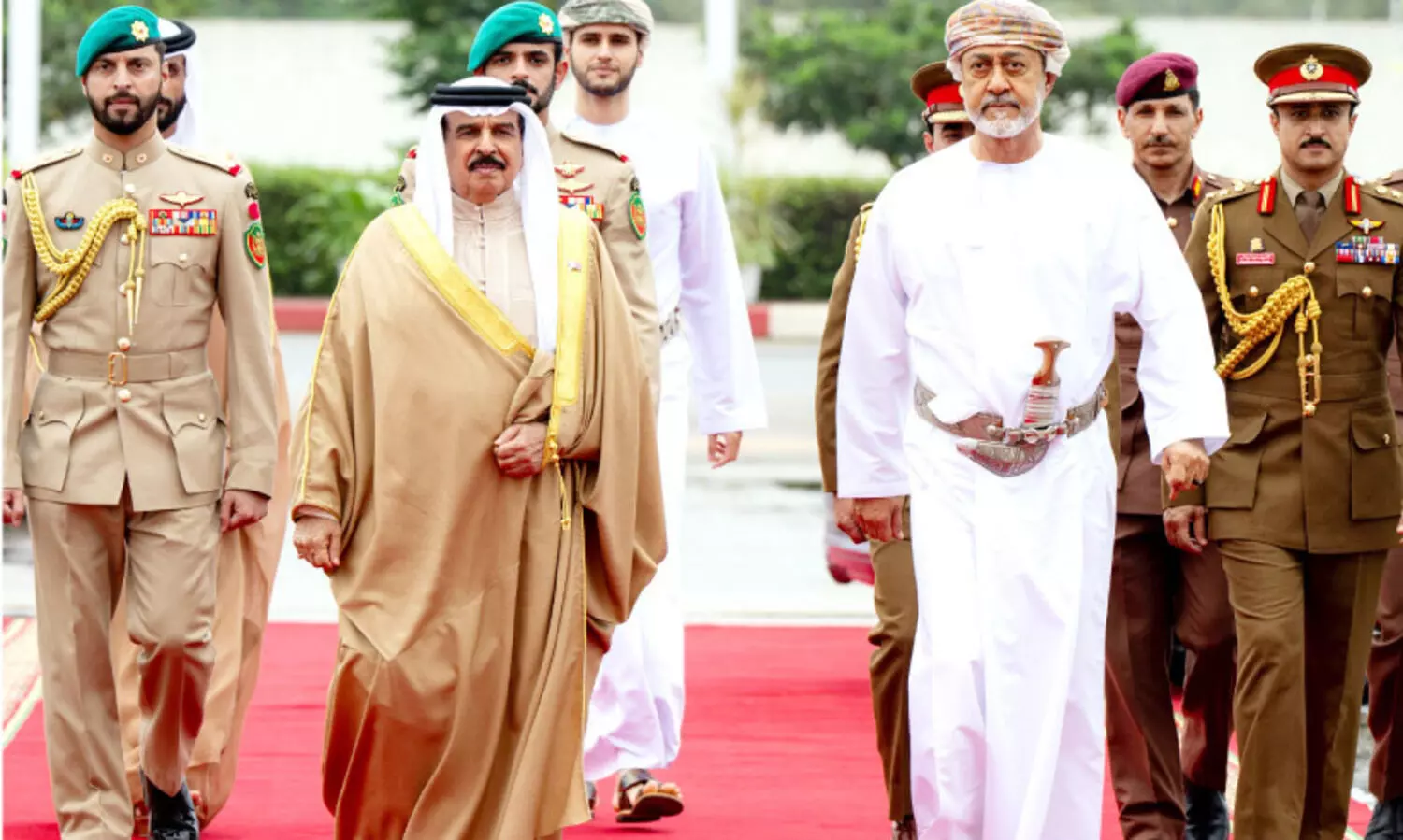 ഖ​രീ​ഫ് ആ​സ്വ​ദി​ച്ച് ബ​ഹ്റൈ​ൻ രാ​ജാ​വ് മ​ട​ങ്ങി