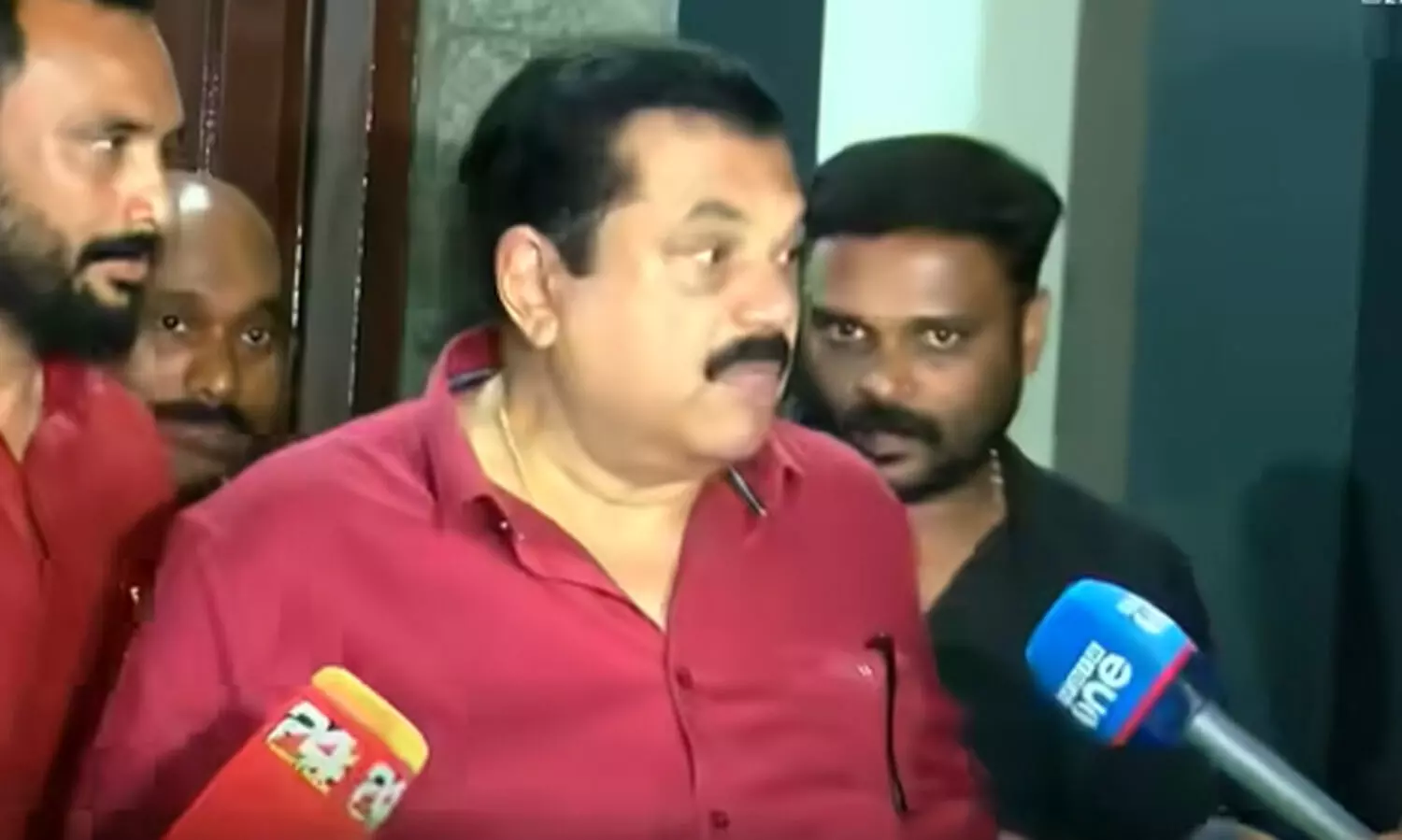 രാഹുൽ മാങ്കൂട്ടത്തിൽ എം.എൽ.എ സ്ഥാനം രാജിവെക്കണോ..?; മുകേഷിന്റെ പ്രതികരണം