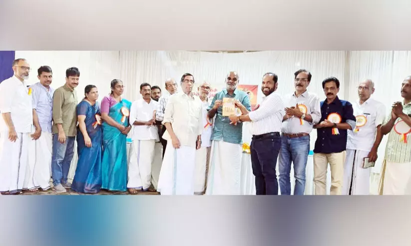 പ്രവാസികൾ ജീവിതം നാടിനു സമർപ്പിച്ചവർ -പി. സുരേന്ദ്രൻ പ്രവാസികൾ ജീവിതം നാടിനു സമർപ്പിച്ചവർ -പി. സുരേന്ദ്രൻ