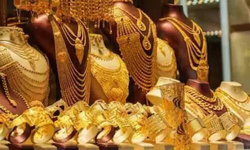 88,000 തൊട്ടില്ല; സ്വർണ വില കുറഞ്ഞു